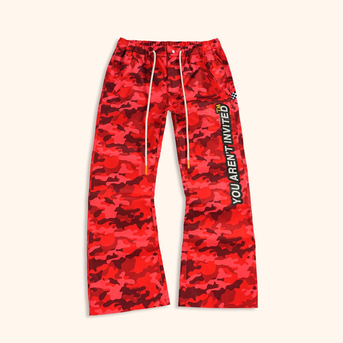 FIND THE ZIP CAMO PANT - RED