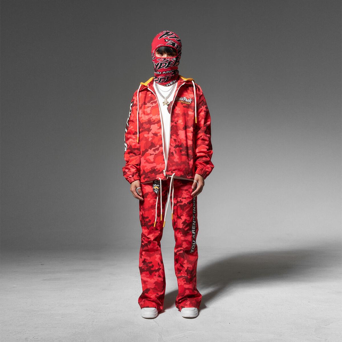 FIND THE ZIP COACH JACKET - RED CAMO