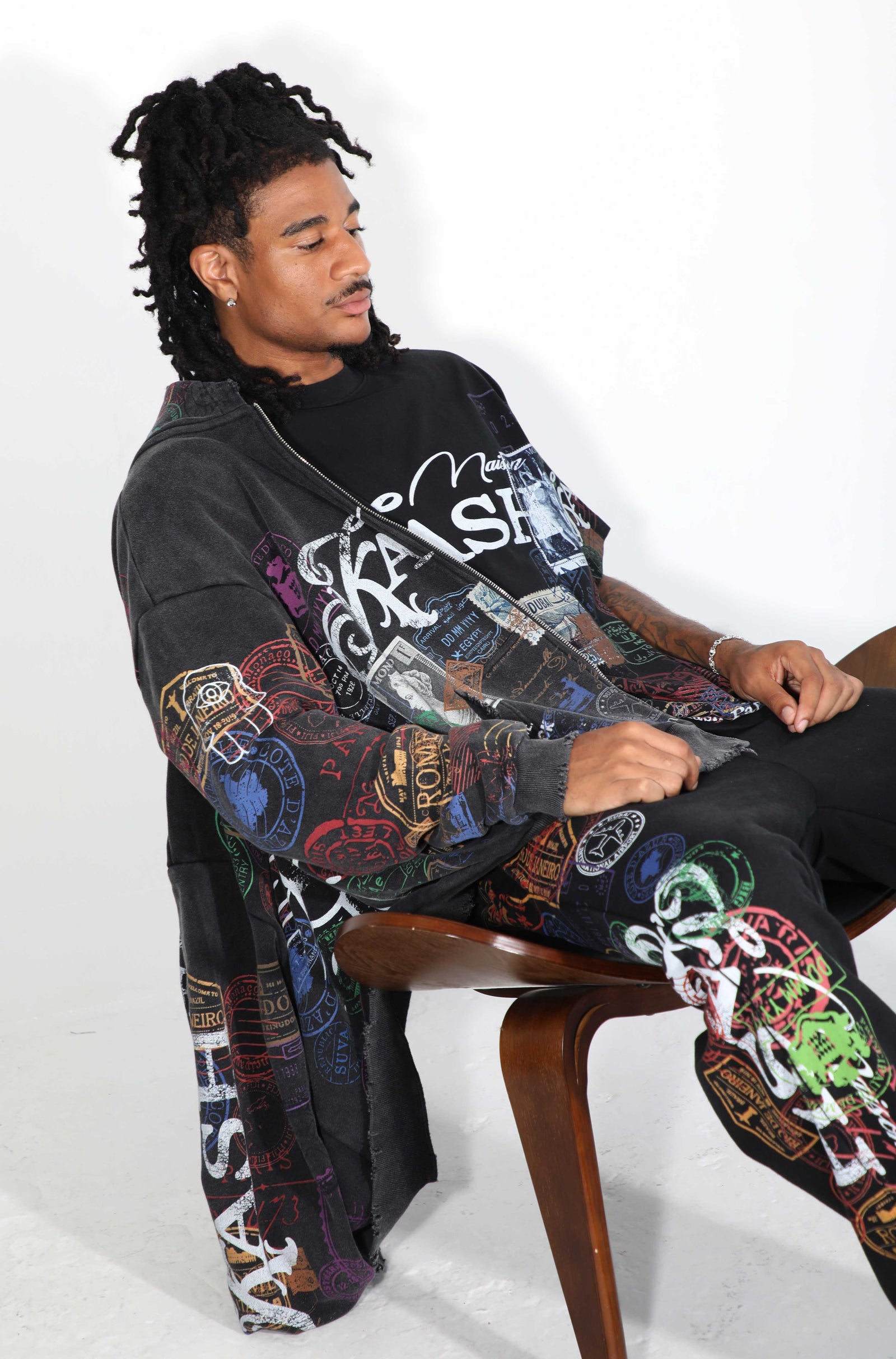 Kash Passport Collection Distressed Hoodie in black – view 8 of 10