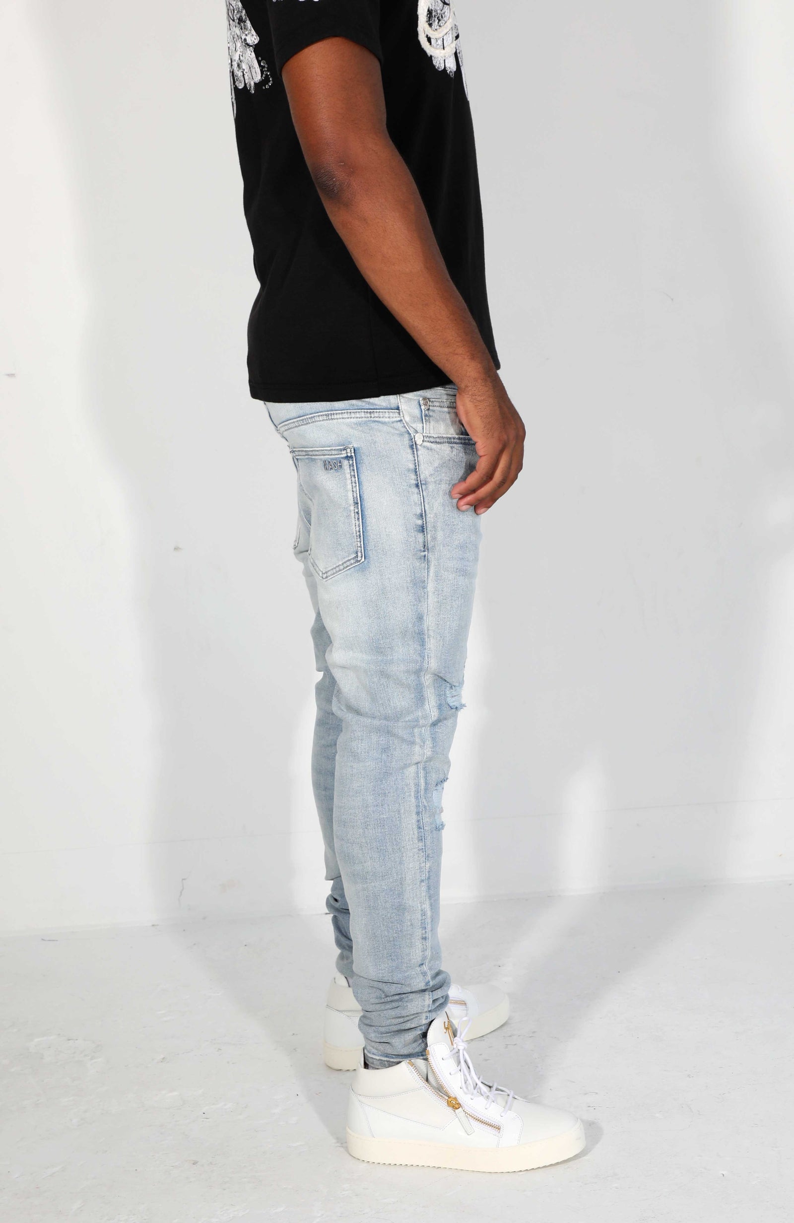 Kash Hamsa-28 skinny ripped jeans in light blue – view 3 of 7