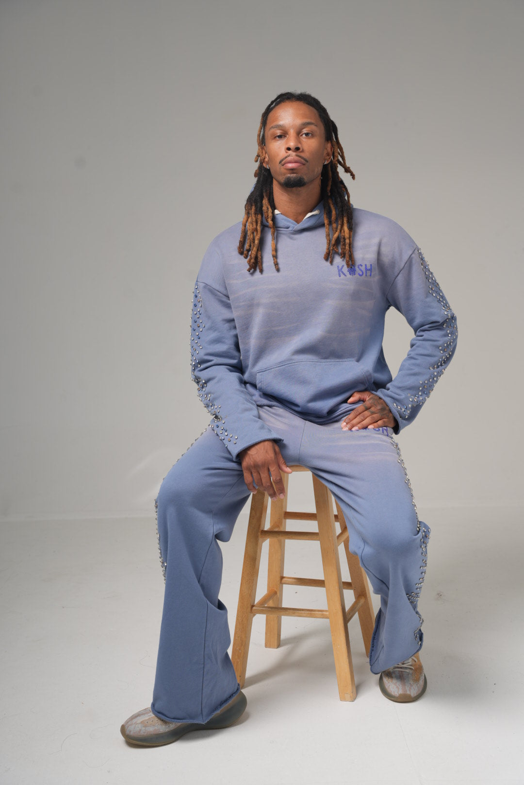 Cali Washed Hoodie with Stones Blue Whiskers