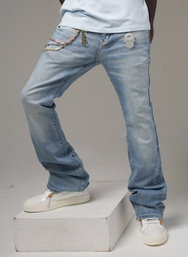 Kash Hamsa-40 flared jeans in blue – view 4 of 11