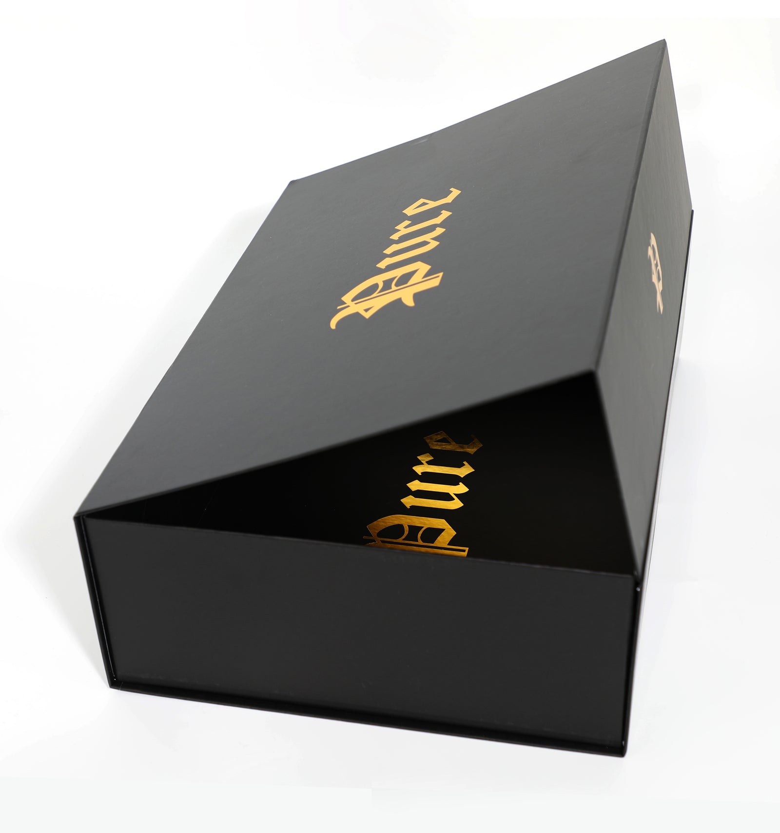 Pure Gift Box in black with gold – view 3 of 6