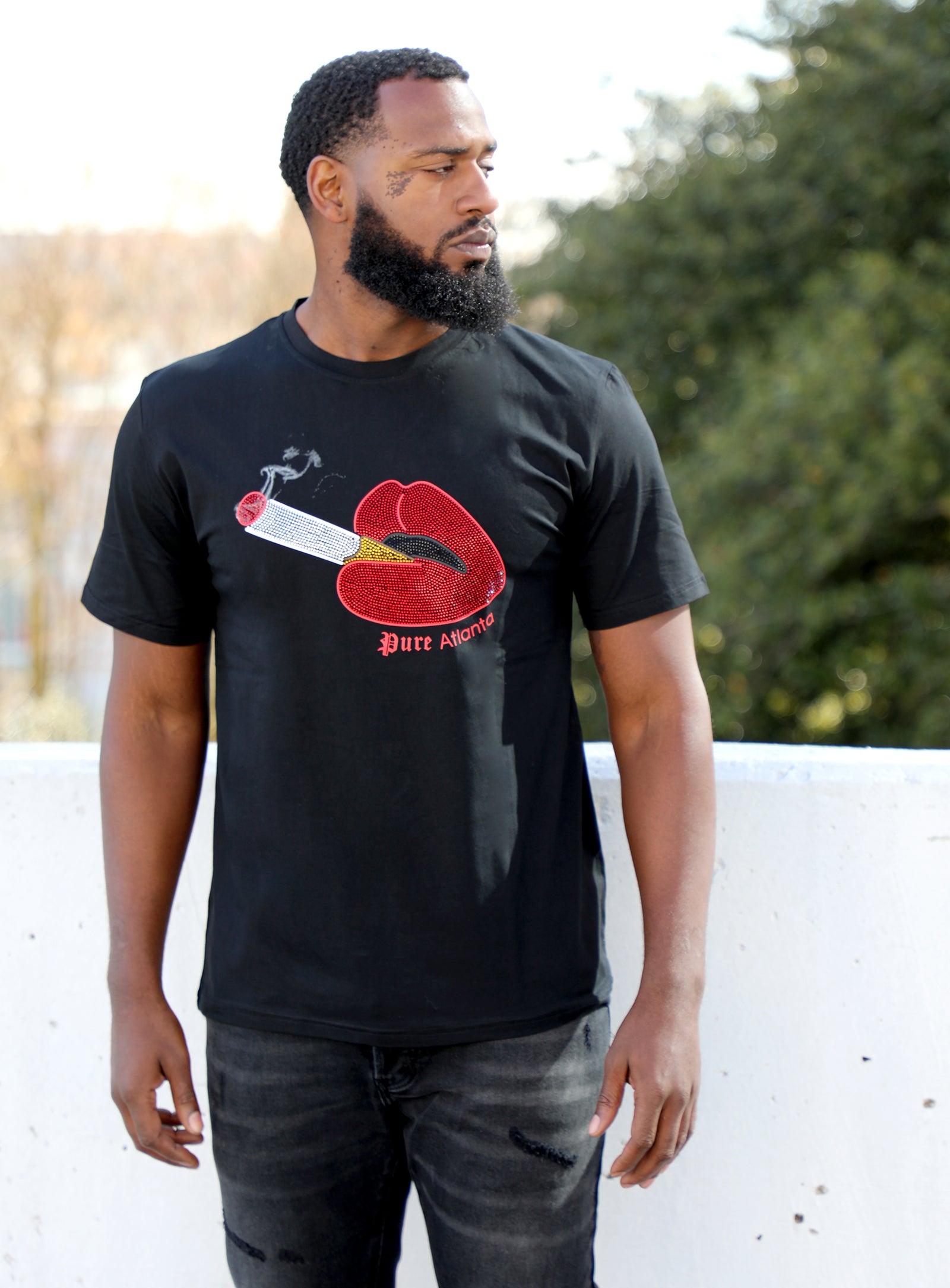 Pure Diamond Lips Tee in black – view 2 of 9