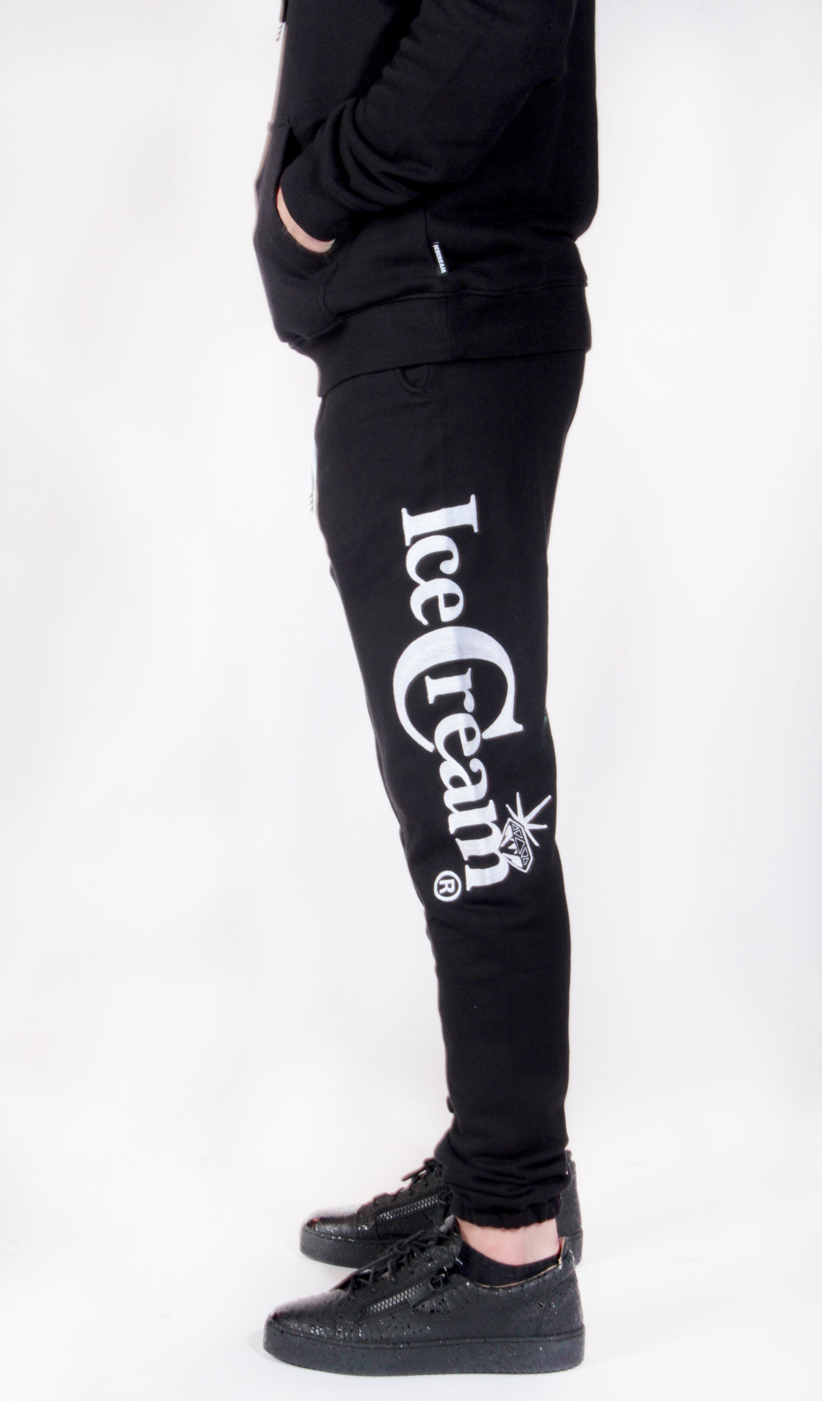 Icecream Cream Jogger in black – view 3 of 6