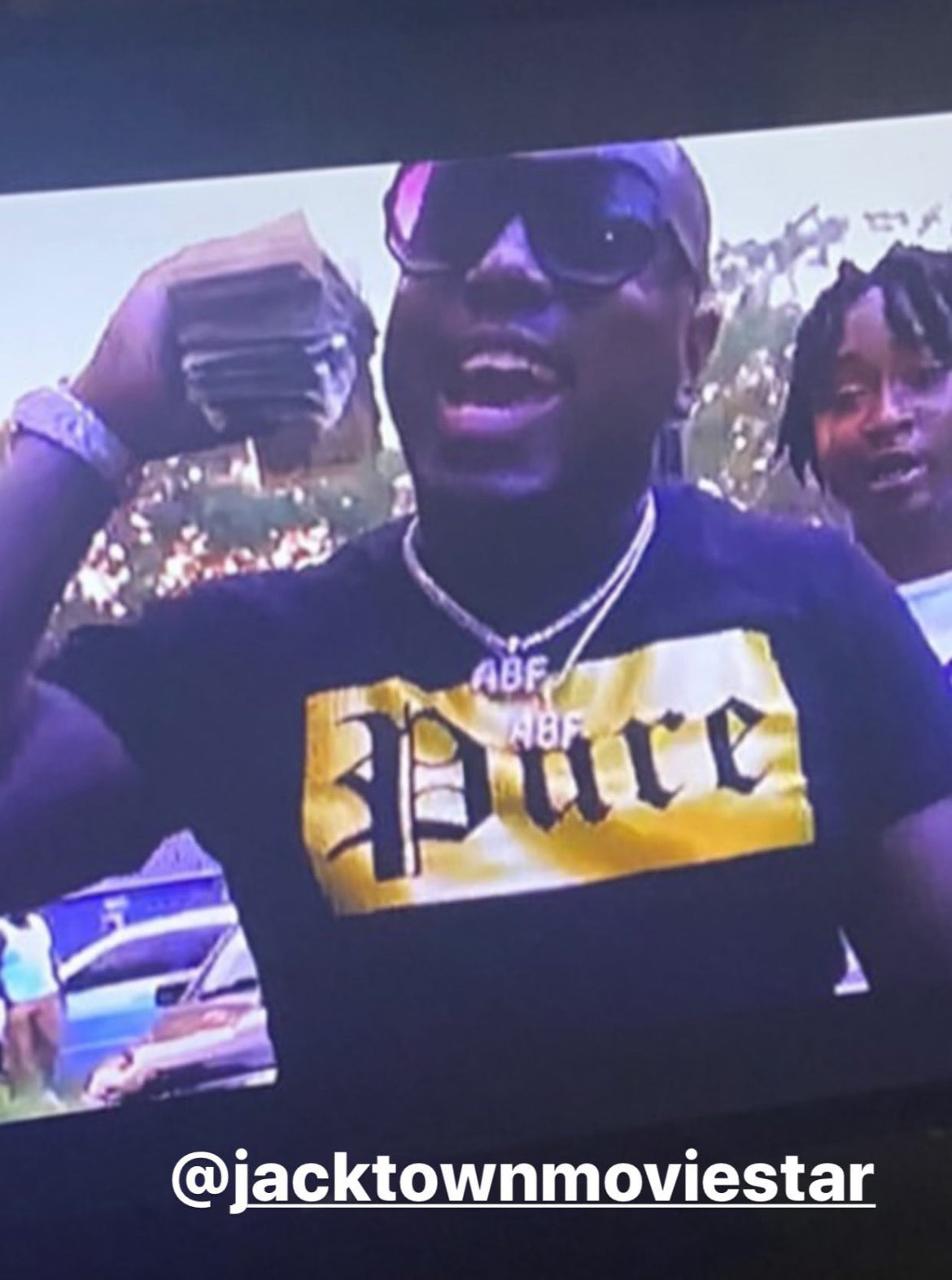 PURE BLOCK TEE BLACK AND GOLD