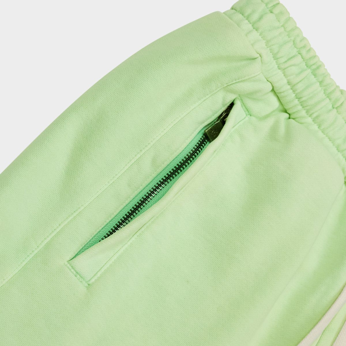 VITAL Shorts (Volt Washe) 7 27