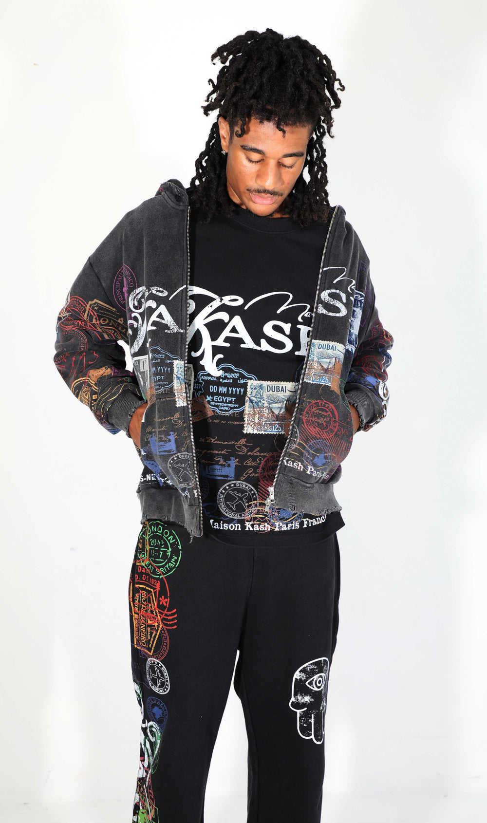 Kash Passport Collection heavyweight oversized tee in black – view 5 of 8