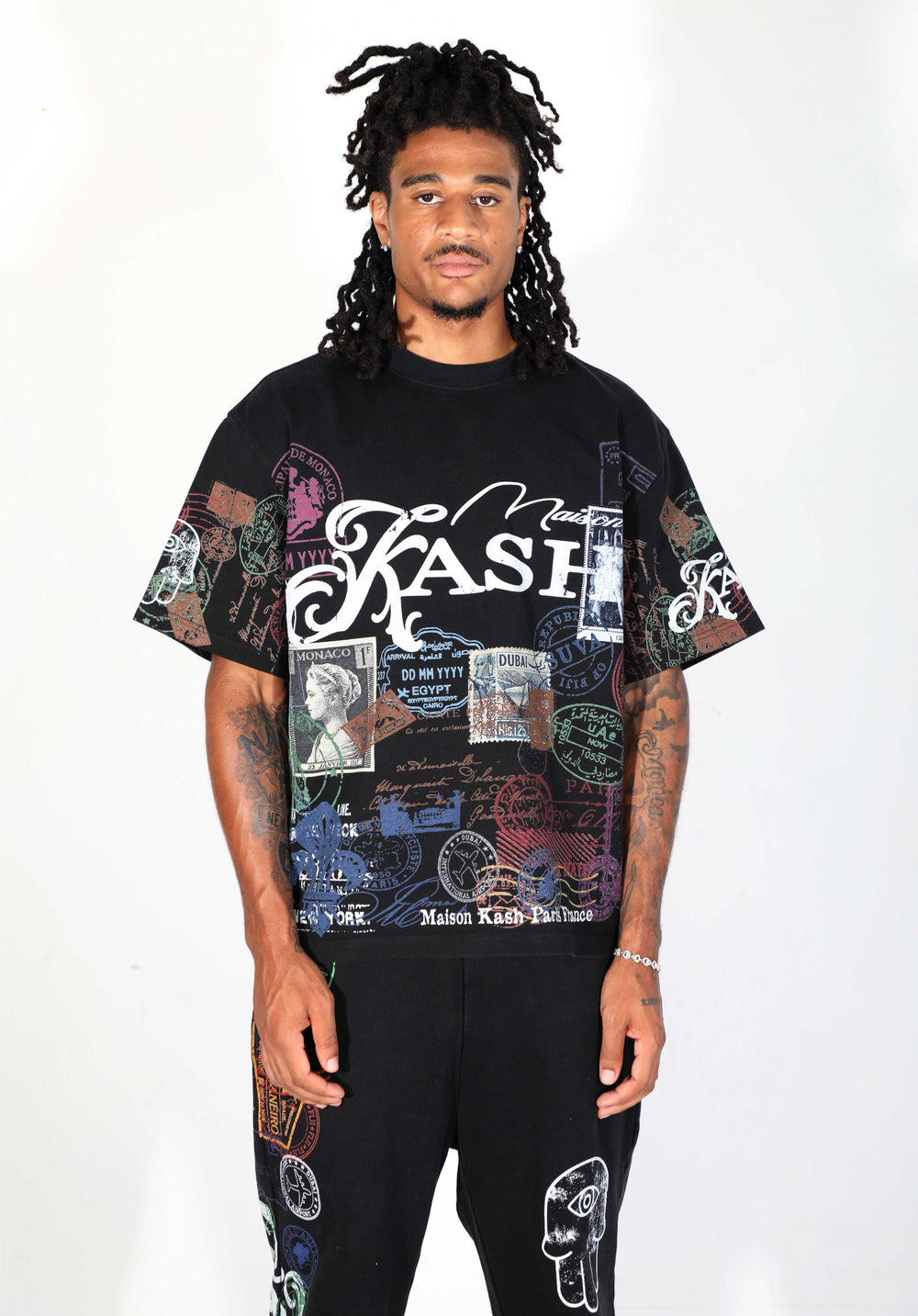 Kash Passport Collection heavyweight oversized tee in black – view 3 of 8