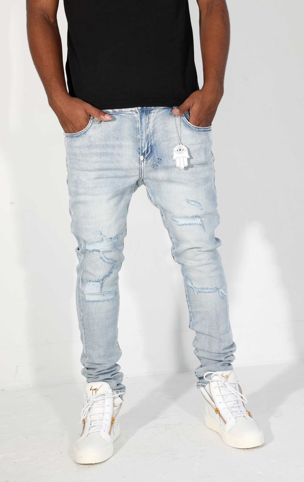 Kash Hamsa-28 skinny ripped jeans in light blue – view 2 of 7