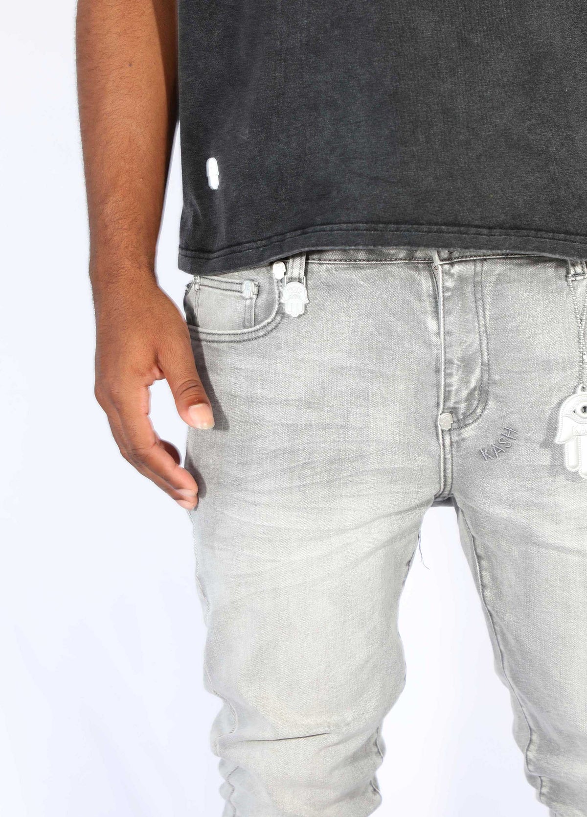 Property of Maison Kash Tee - Grey Wash