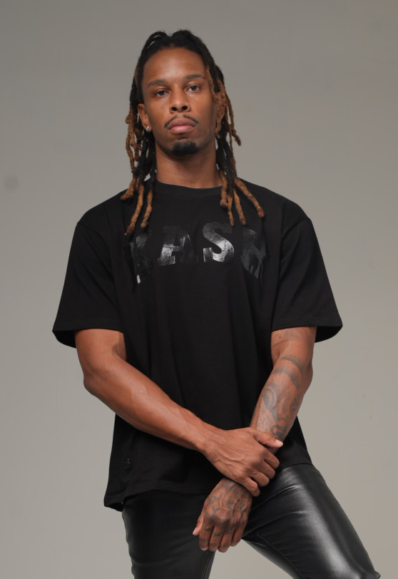 Kash Metallic Logo & Hamsa Hand Tee in black – view 4 of 10