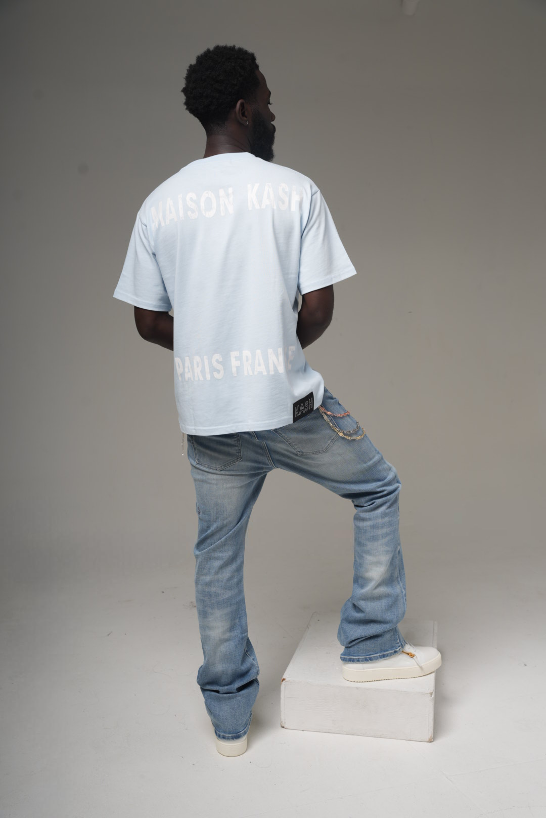 Kash Hamsa-40 flared jeans in blue – view 7 of 11