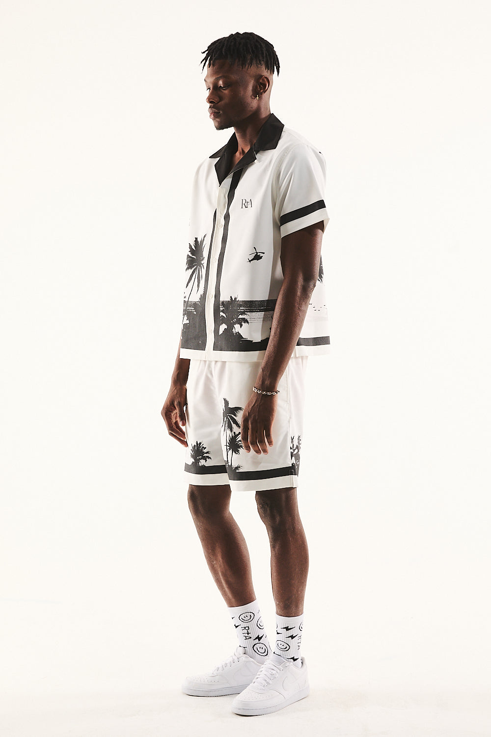 Clyde | White Palm Trees Shorts - WHITE PALM TREES