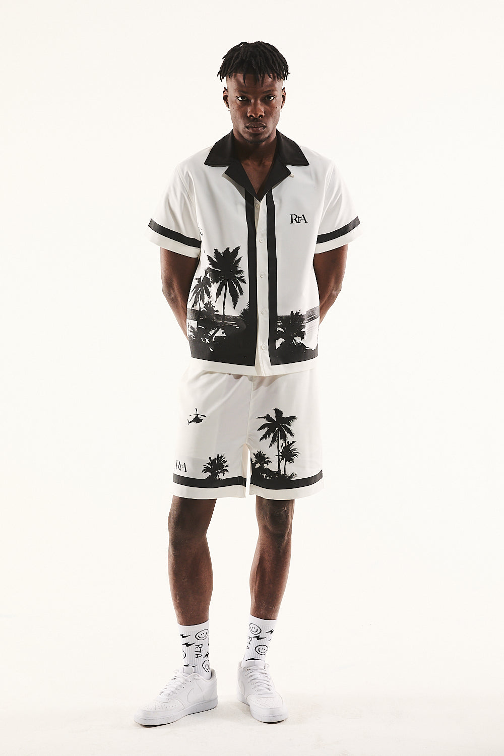 Clyde | White Palm Trees Shorts - WHITE PALM TREES