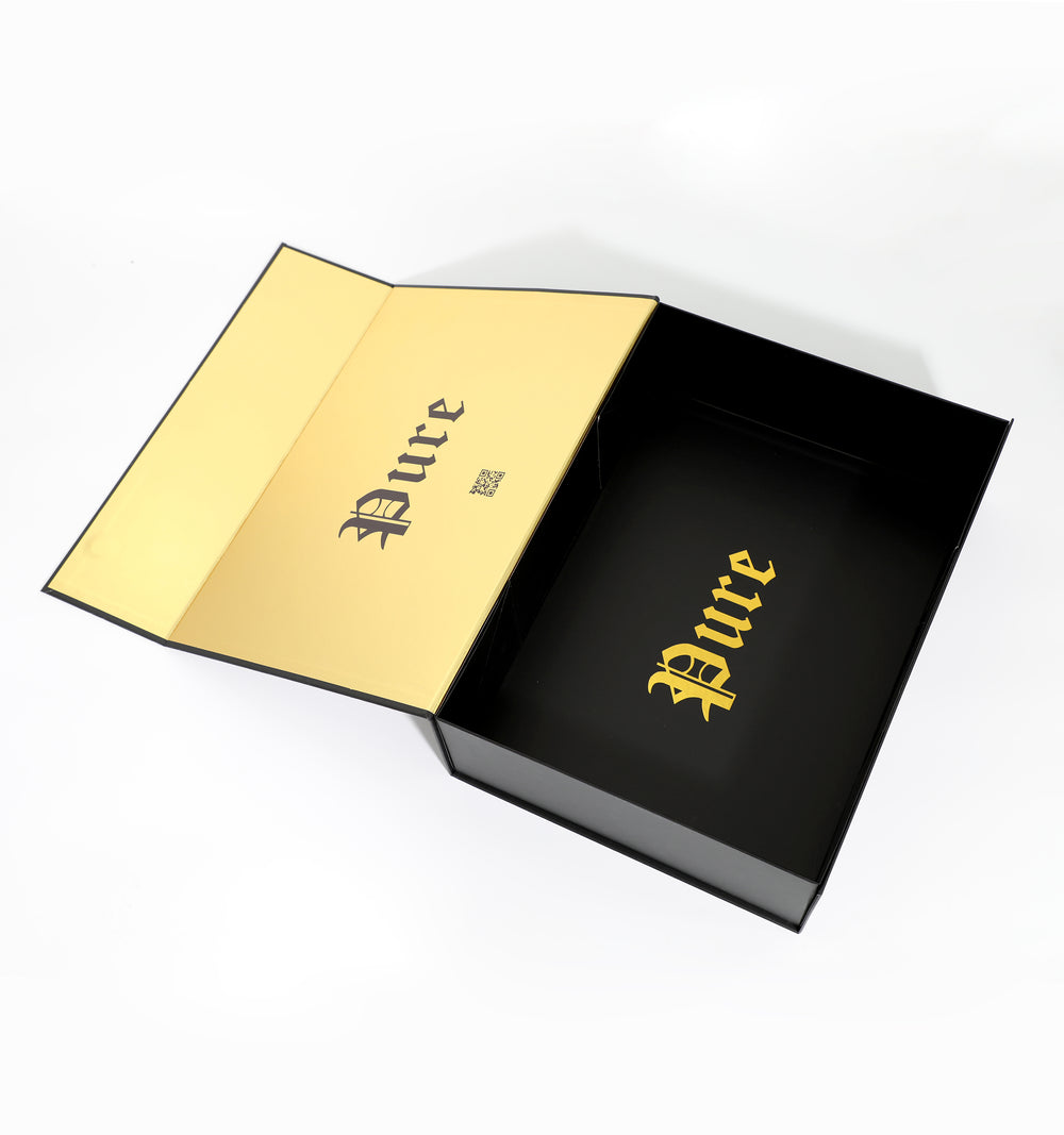 Pure Gift Box in black with gold – view 4 of 6