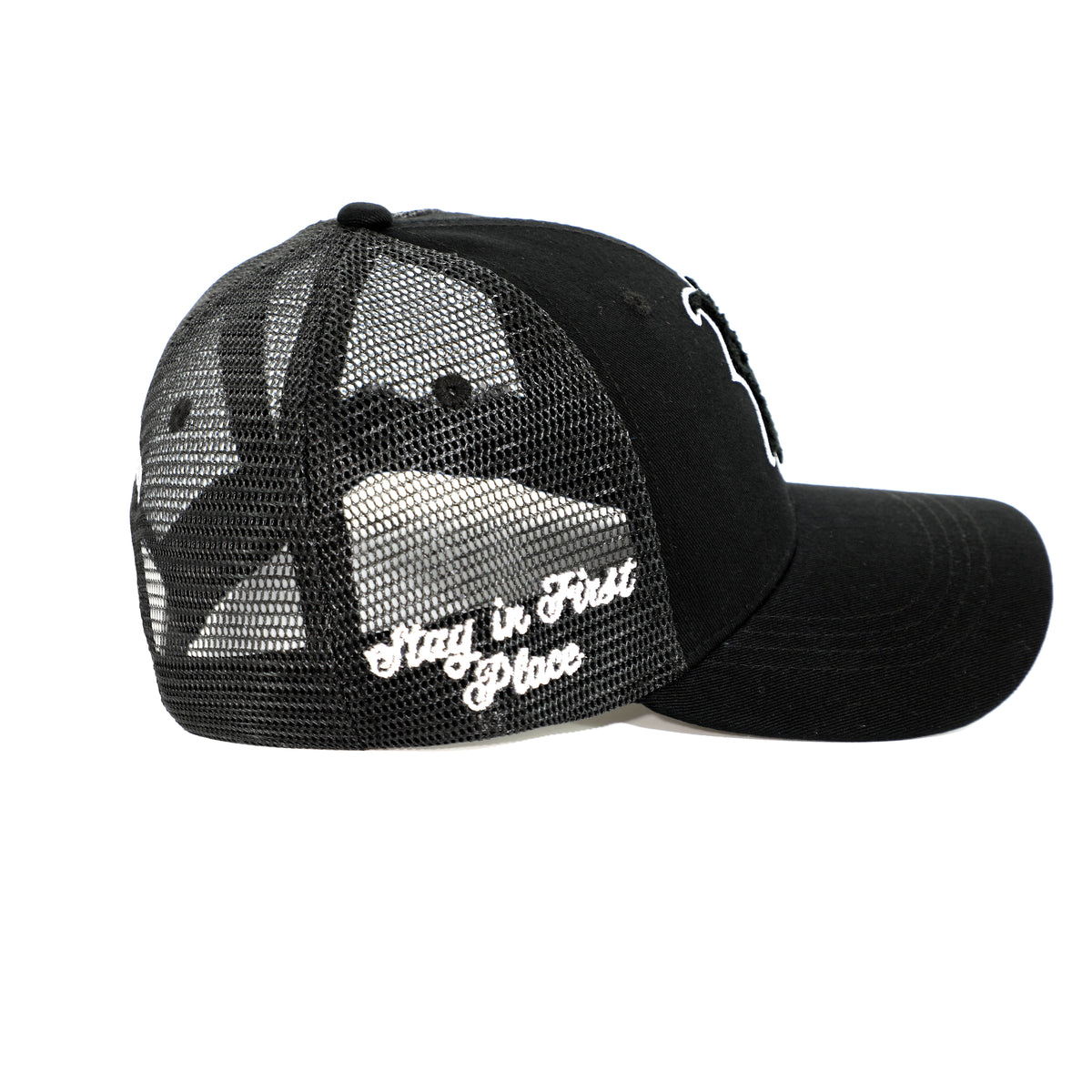 PURE CHENILLE SNAPBACK - BLACK