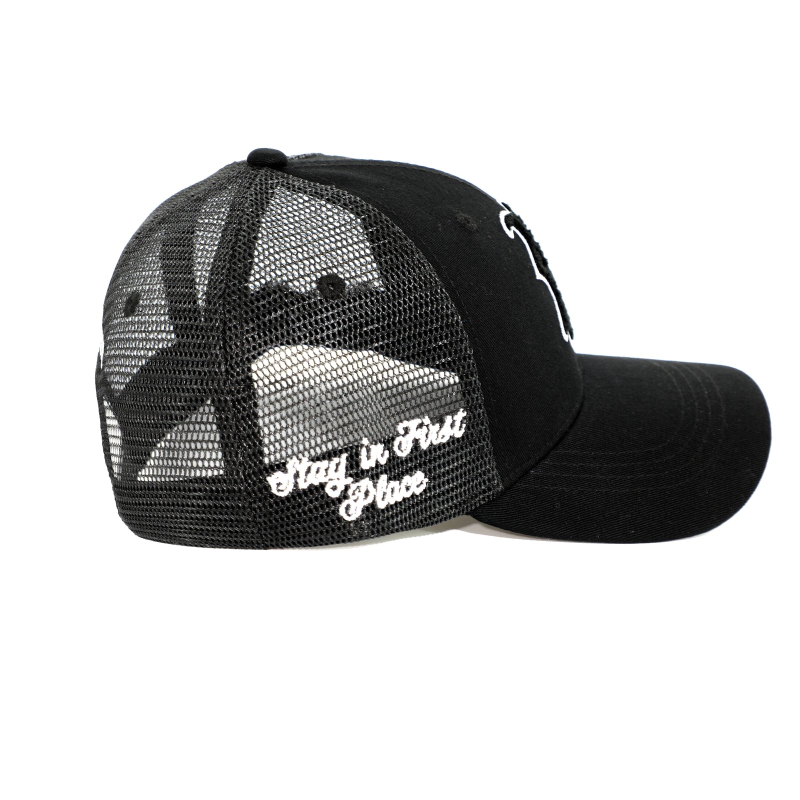 Pure Chenille Snapback in black – view 2 of 5