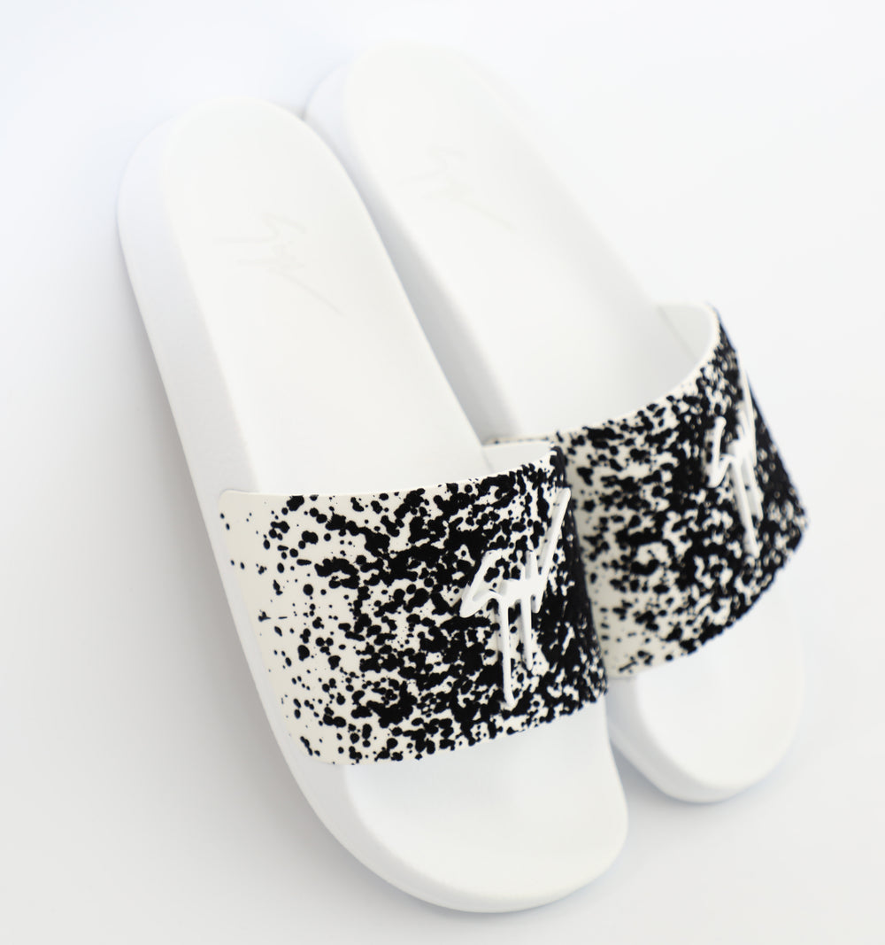 Giuseppe Zanotti Newburel Birel/Vague Bianco Slides in white – view 2 of 2