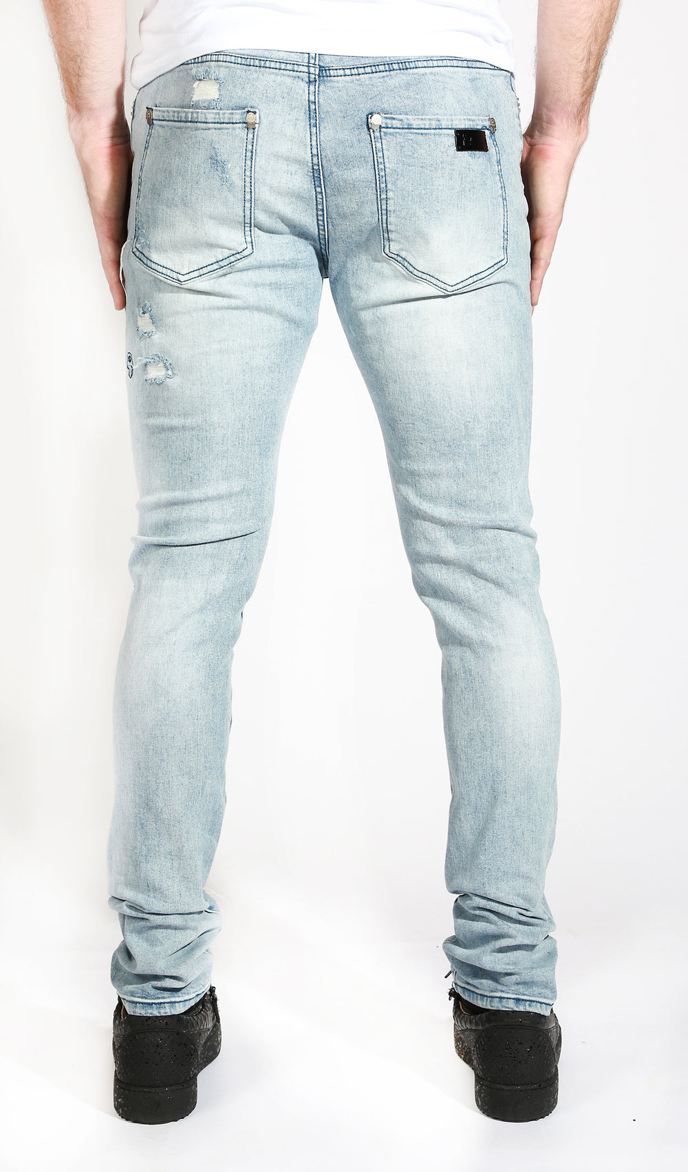 Kash Men's Denim in blue – view 3 of 5