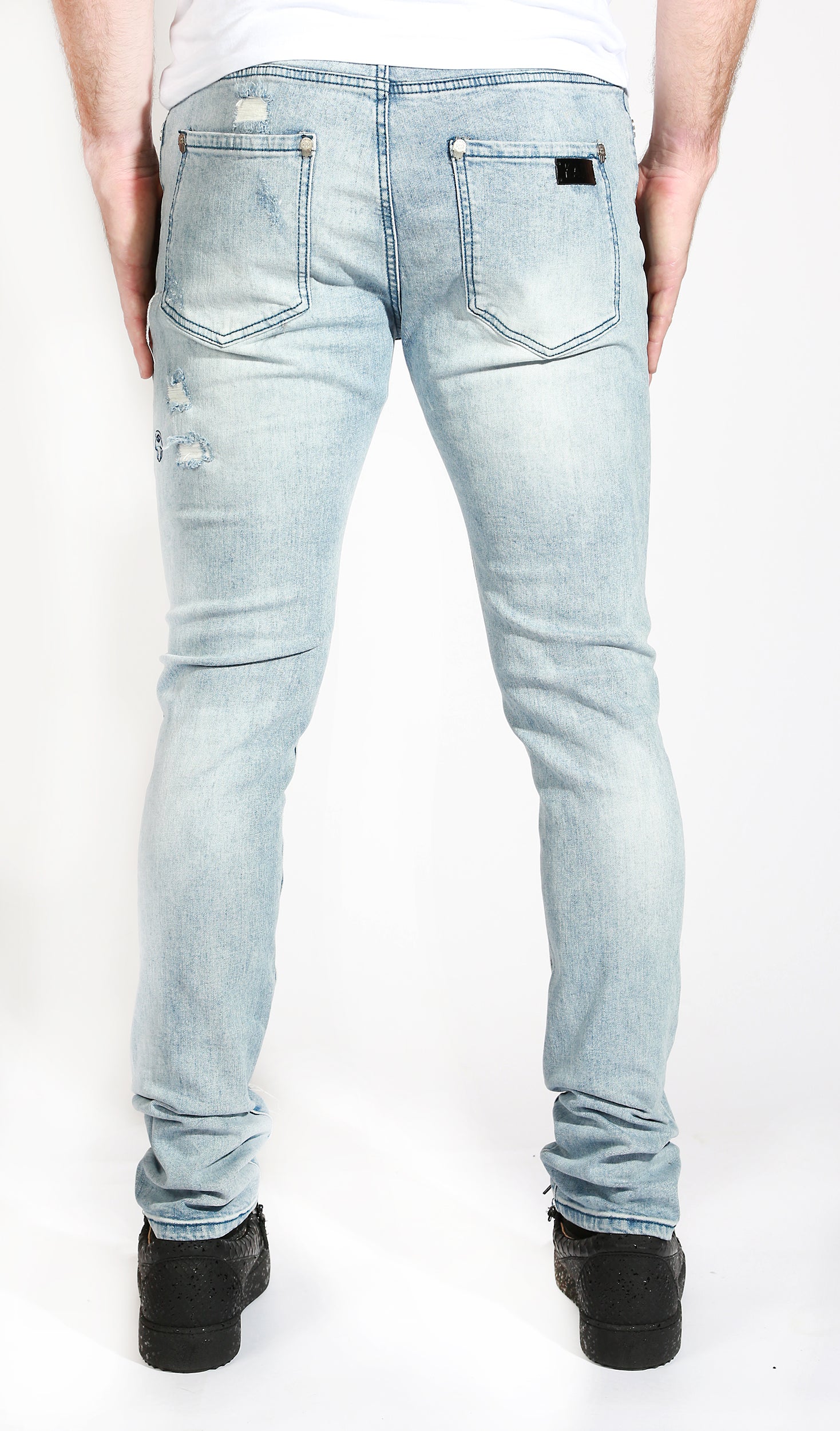 Kash Men's Denim in blue – view 3 of 5