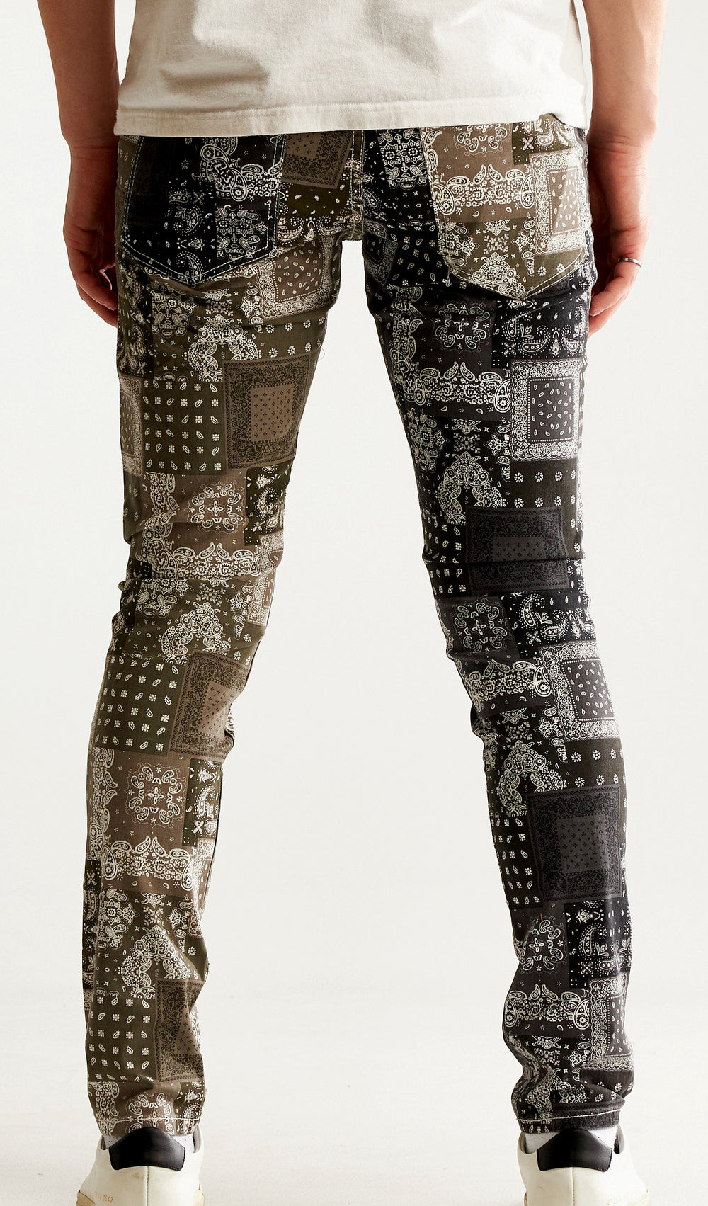 TWO TONE PAISLEY DENIM - BLACK