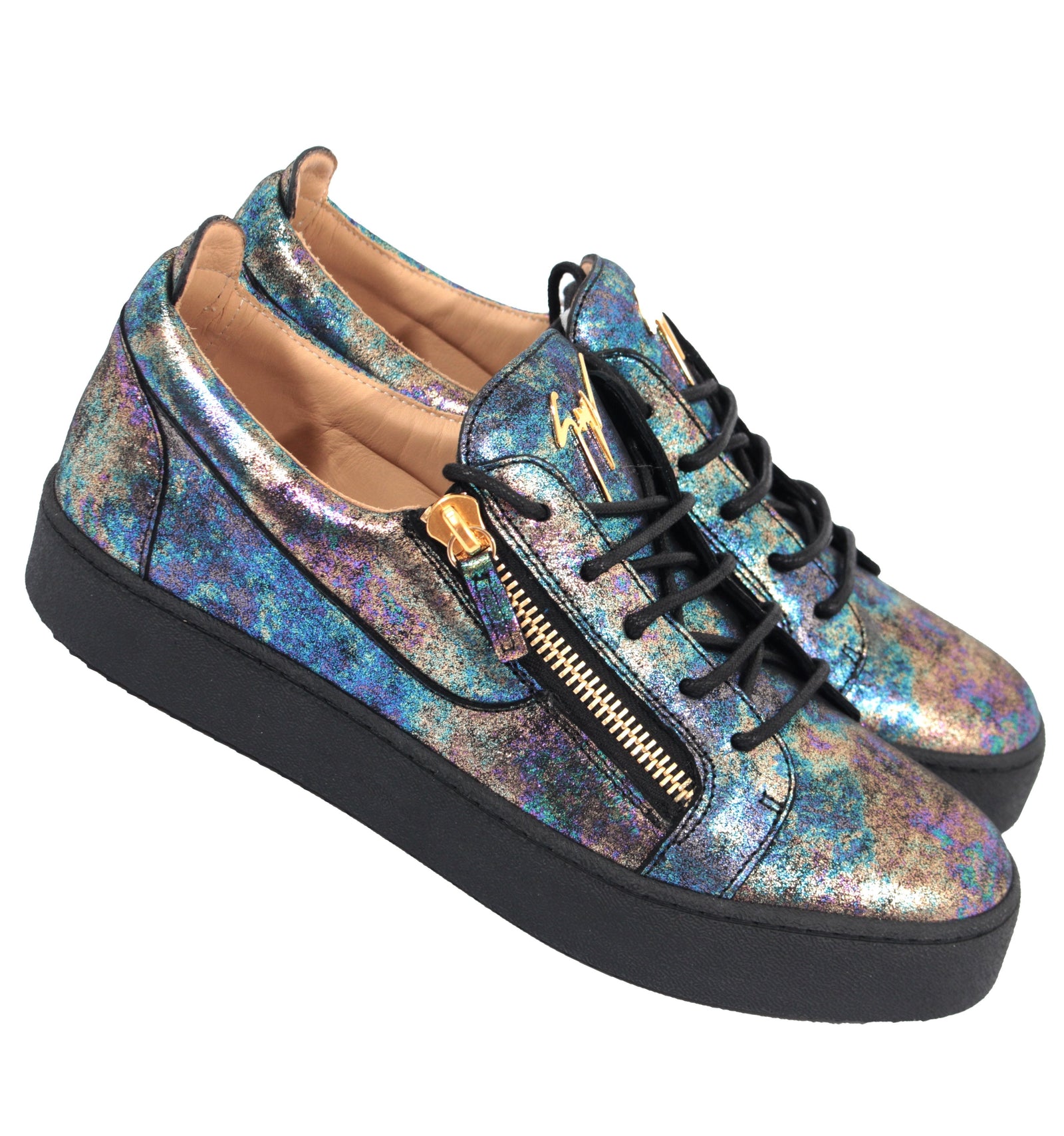 Bergil Metallic Low Top Sneakers