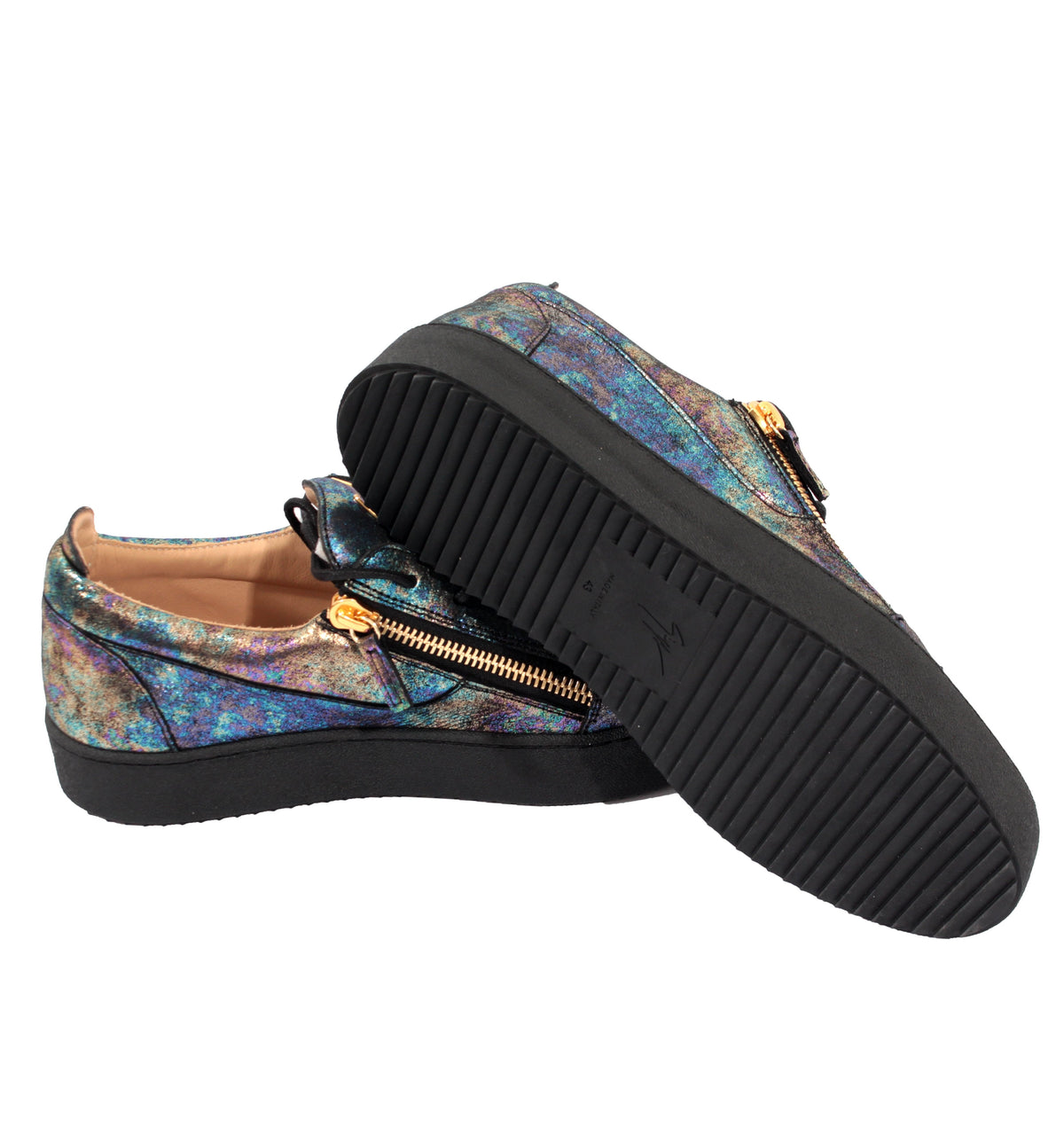 Bergil Metallic Low Top Sneakers