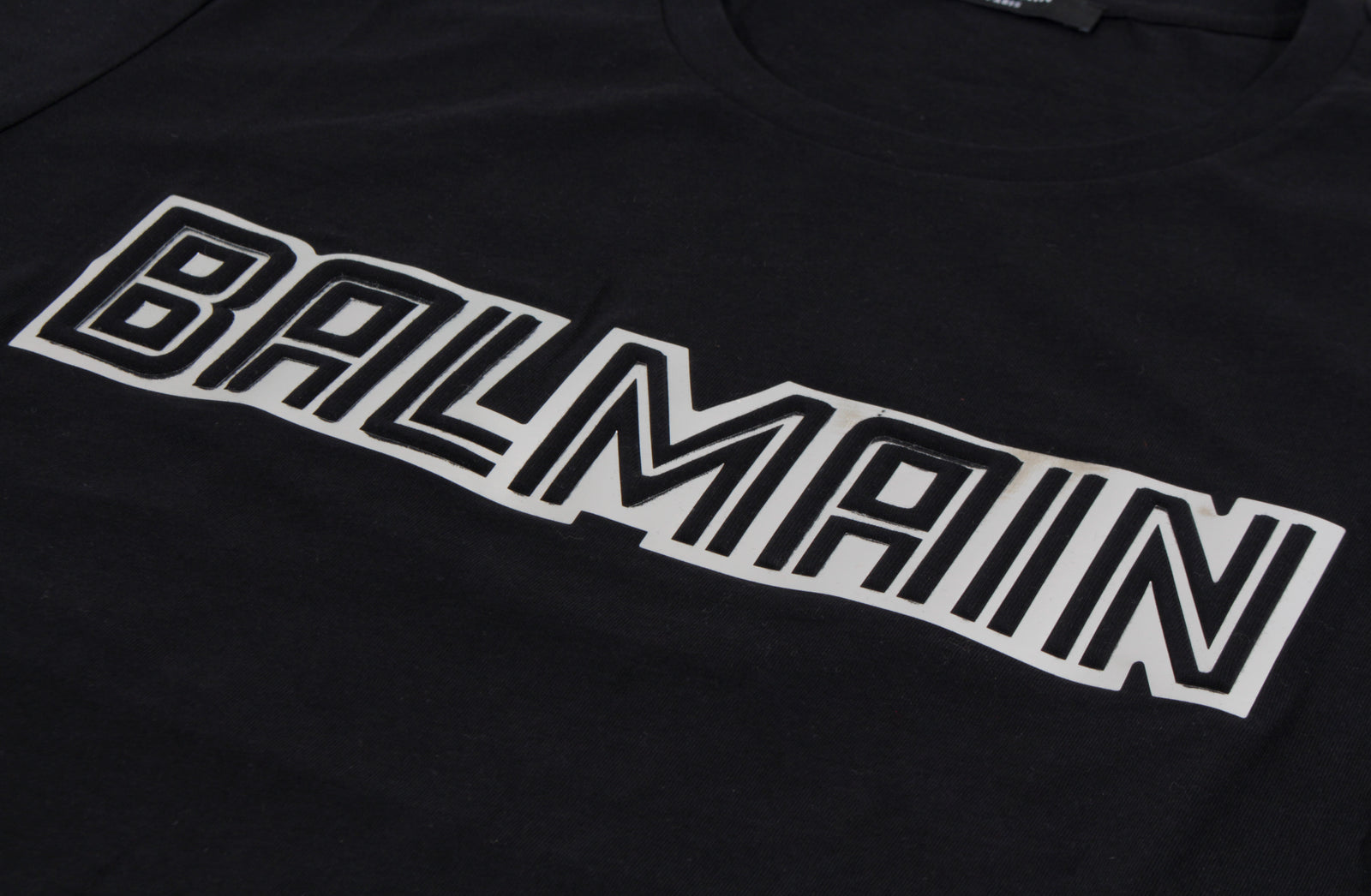 Metallic Balmain Embossed T-Shirt in black and silver – view 2 of 3