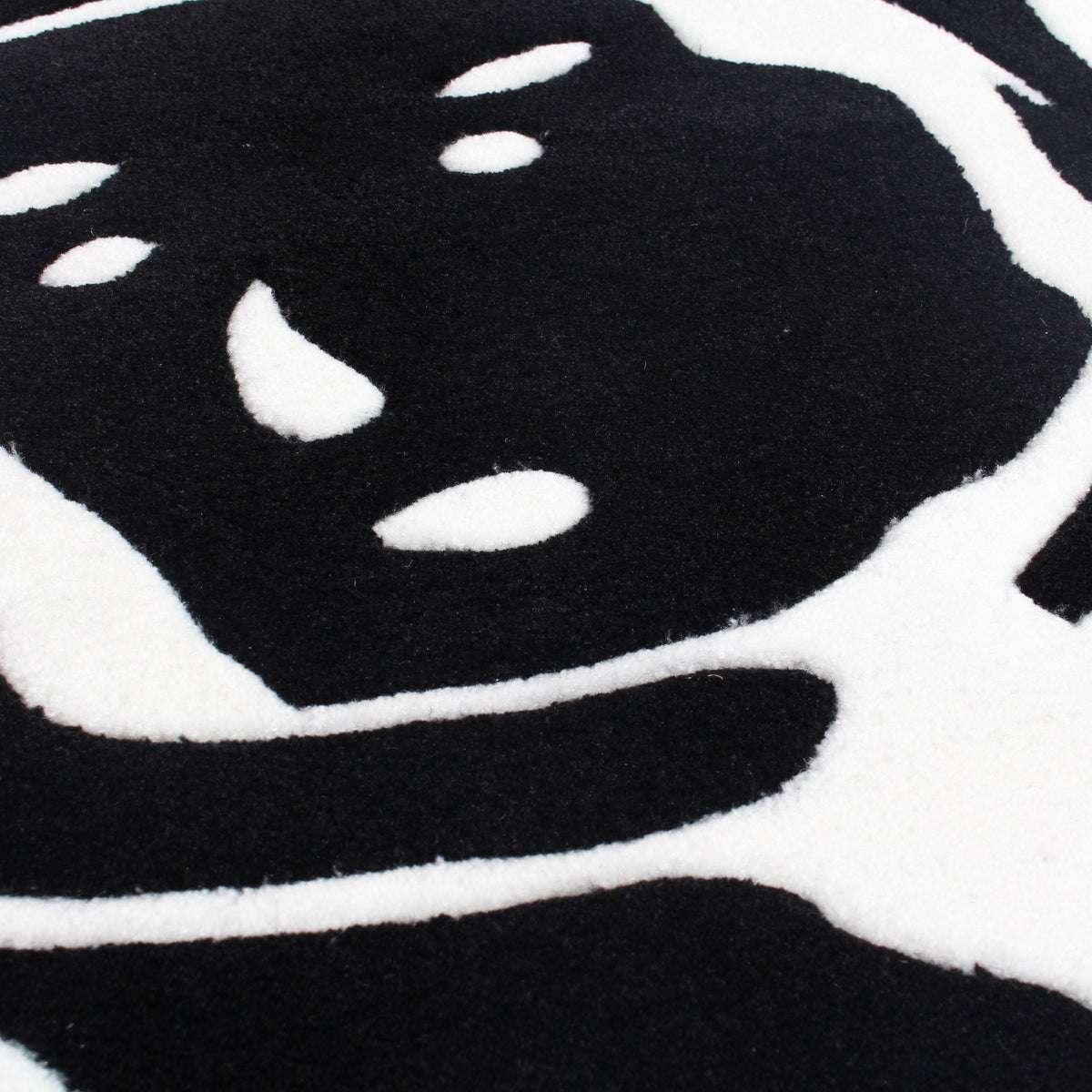 Helmet Rug- Black