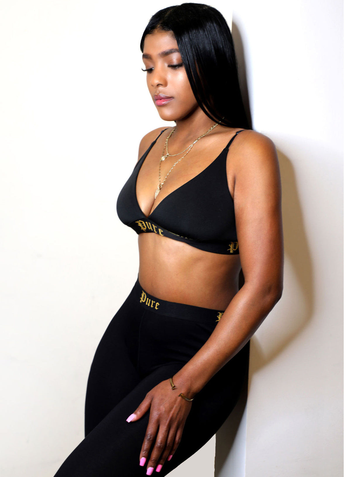 WOMEN&#39;S TRIANGLE BRA - BLACK