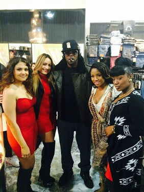 R KELLY shopping at Pure South Park Mall CLT